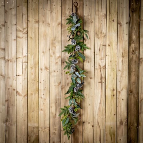 6ft Mixed Leaf/Berry Garland